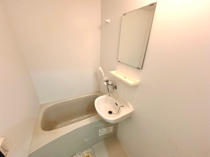 物件内観写真13　(バス／シャワールーム等)