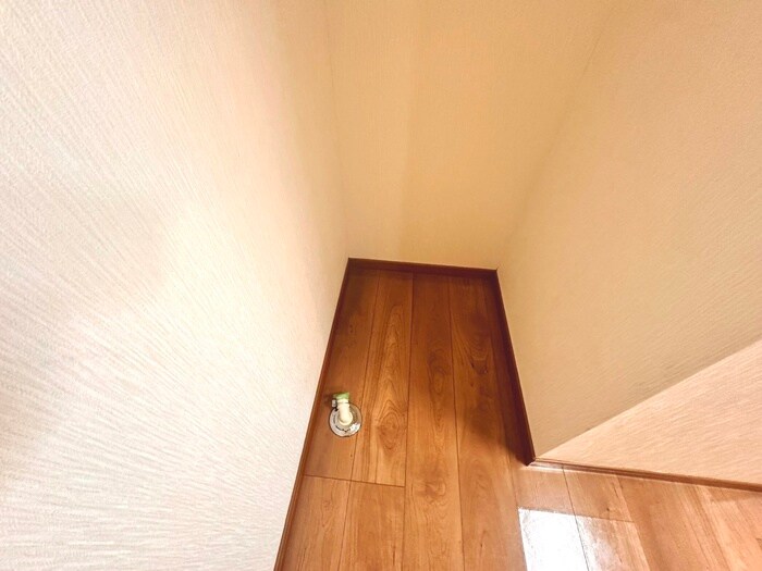 物件内観写真15　(洗濯機置場)