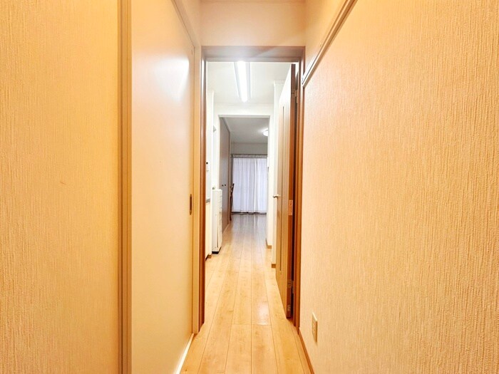 物件内観写真17　(廊下)