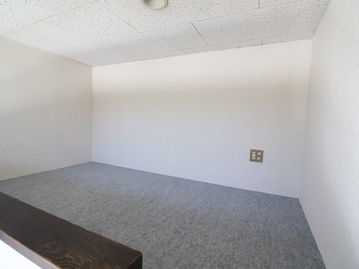 物件内観写真9　(ロフト)