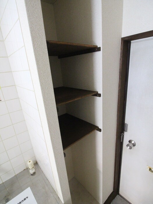 物件内観写真15　(靴箱)
