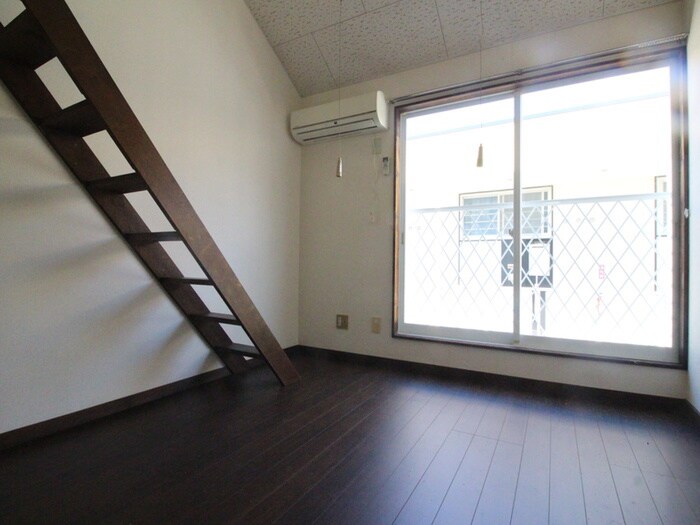 物件内観写真19　(居室)