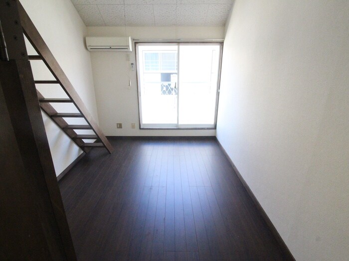 物件内観写真22　(居室)