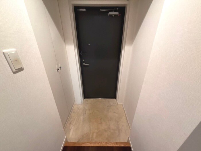 物件内観写真21　(玄関)