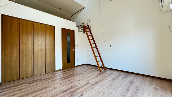 物件内観写真7　(居室)