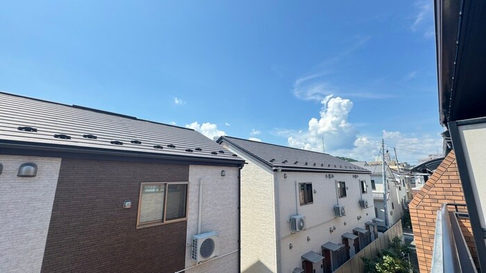 物件内観写真19　(室内からの展望)