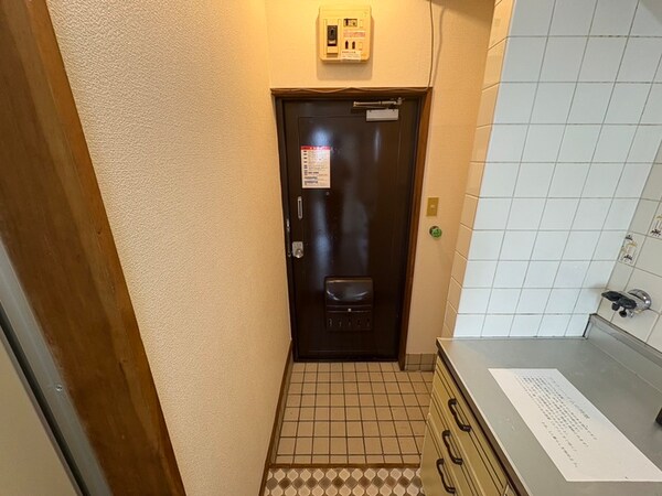 玄関