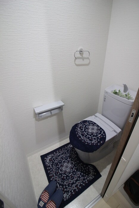 物件内観写真11　(トイレ)