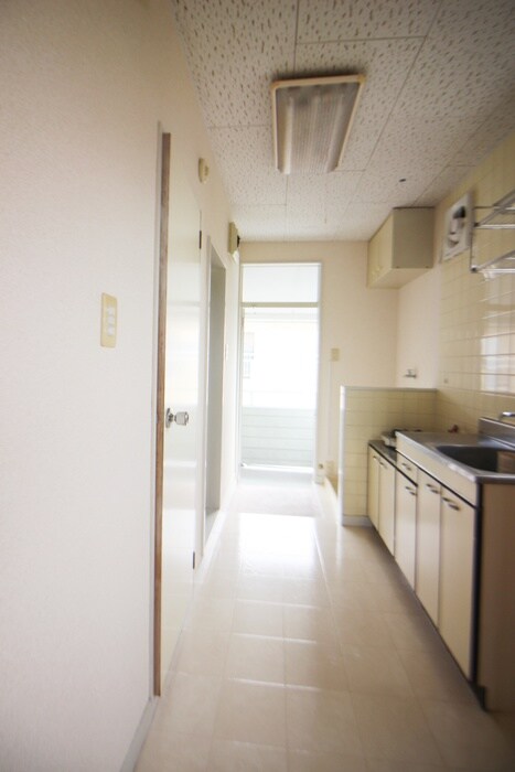 物件内観写真14　(玄関)