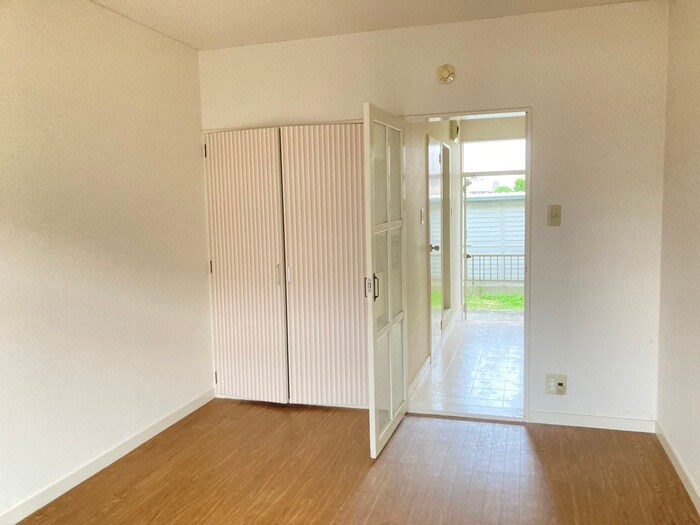 物件内観写真18　(居室)