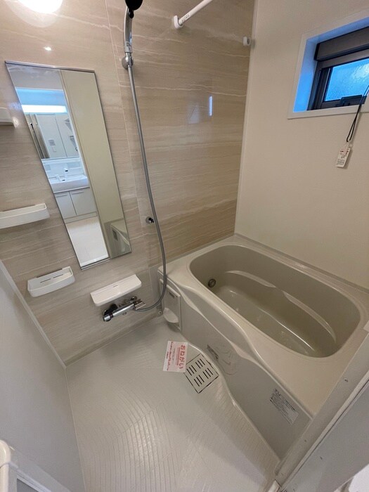 物件内観写真9　(バス／シャワールーム等)