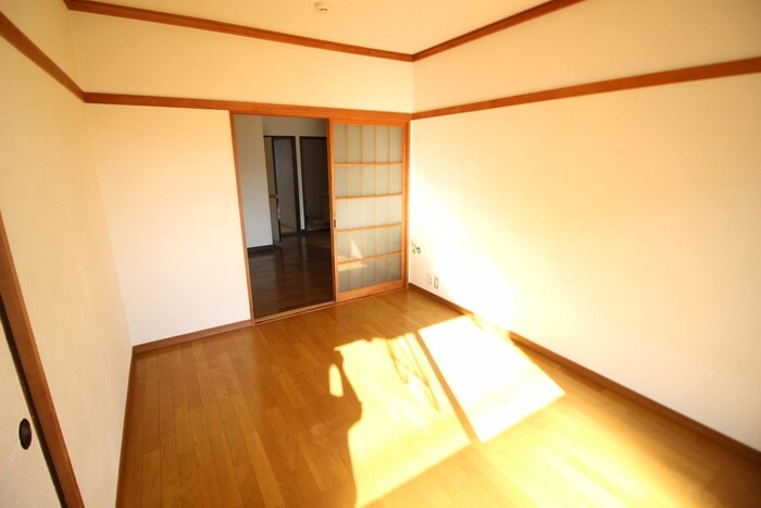 物件内観写真14　(居室)