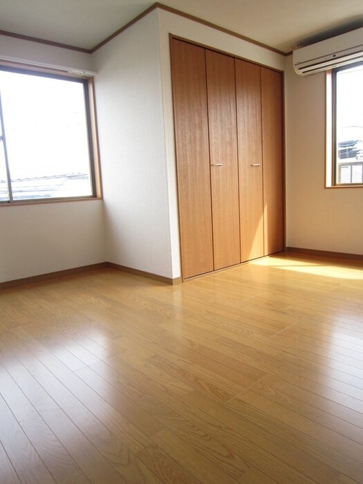 物件内観写真9　(居室)