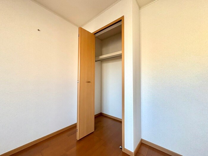 物件内観写真10　(収納)