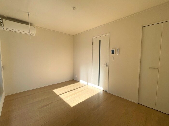 物件内観写真10　(居室)