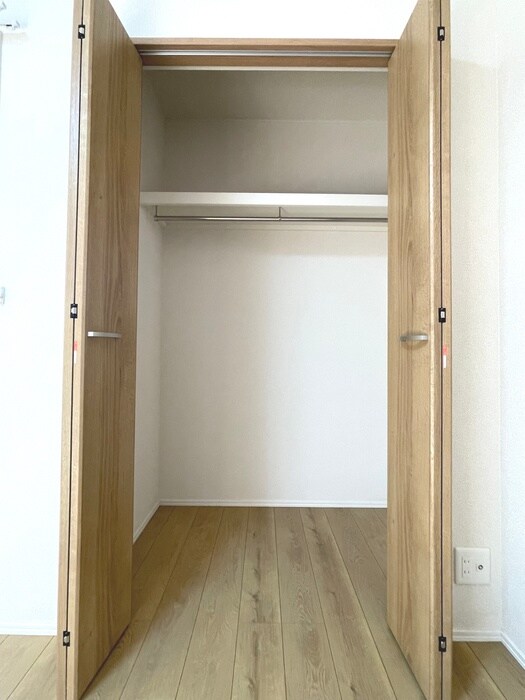 物件内観写真11　(収納)