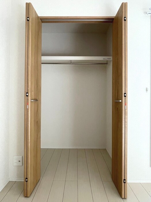 物件内観写真10　(収納)