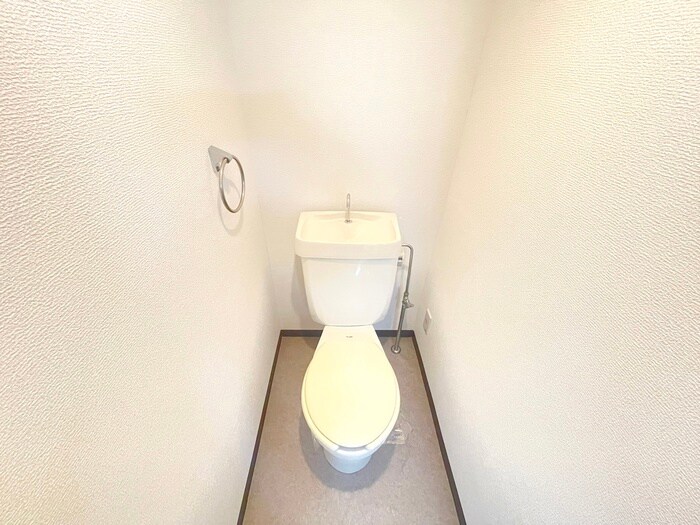 物件内観写真15　(トイレ)