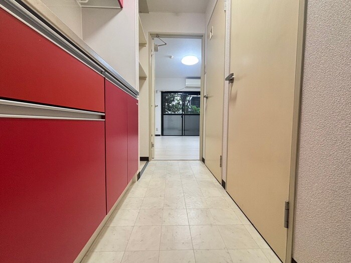 物件内観写真19　(廊下)