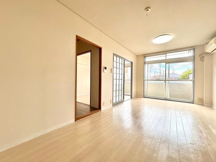 物件内観写真10　(居室)