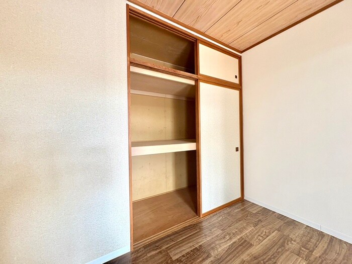 物件内観写真11　(収納)