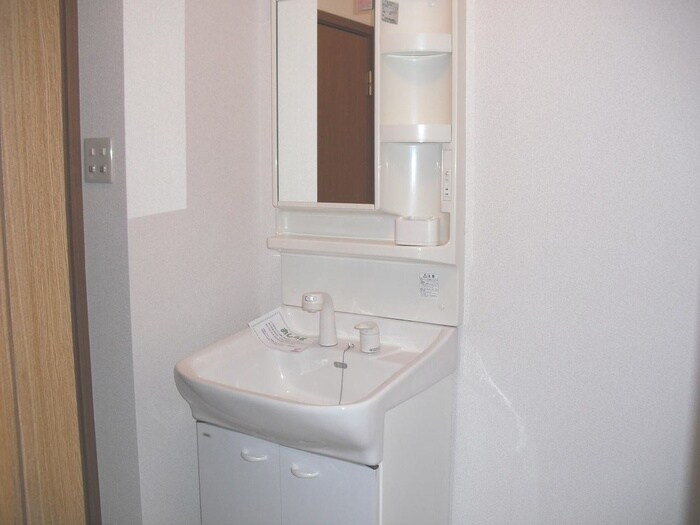 物件内観写真4　(洗面)