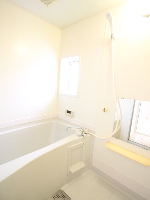 物件内観写真10　(バス／シャワールーム等)