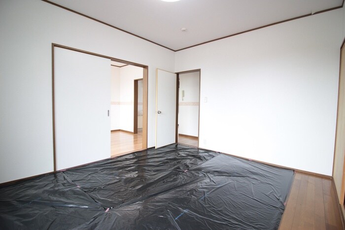 物件内観写真9　(居室)