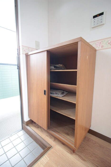 物件内観写真17　(靴箱)