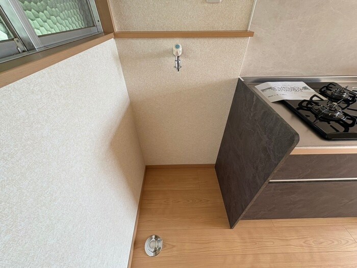 物件内観写真13　(洗濯機置場)