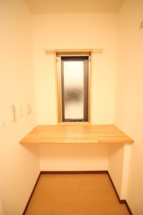 物件内観写真11　(内観写真)