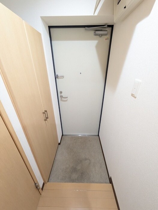 物件内観写真14　(玄関)