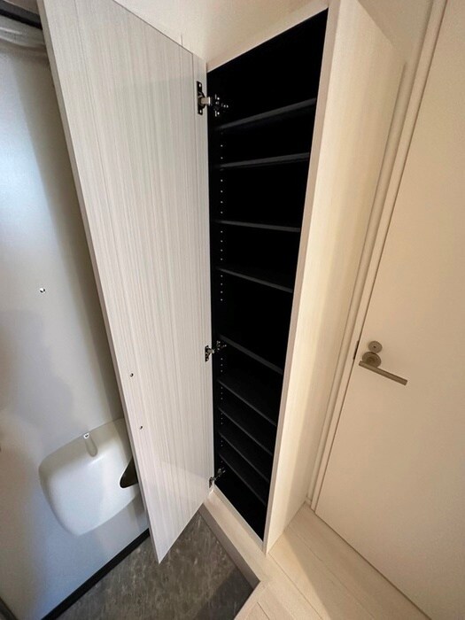 物件内観写真14　(靴箱)