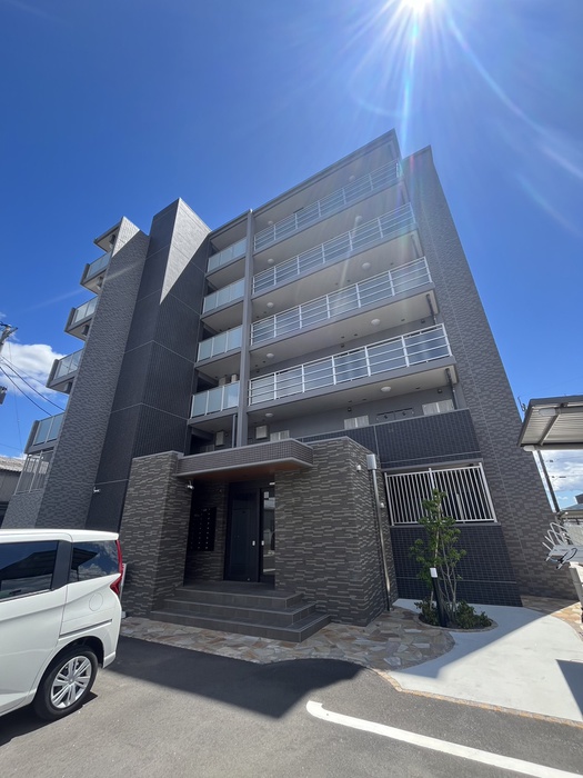 名取飯野坂壱番館