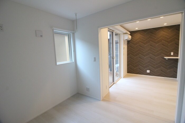 物件内観写真9　(居室)