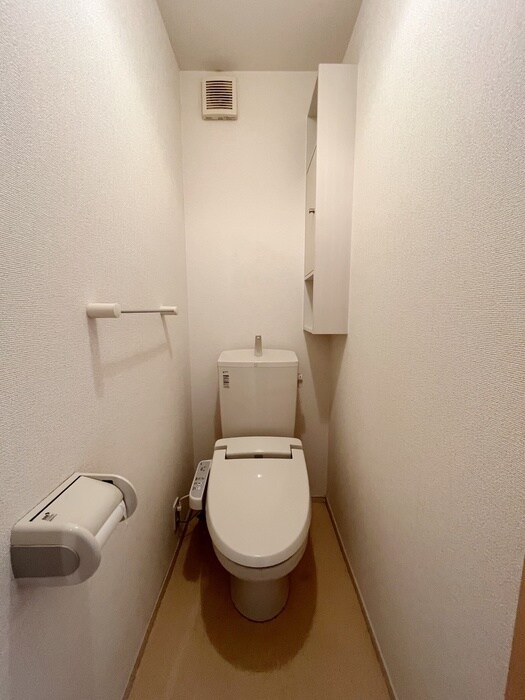 物件内観写真9　(トイレ)