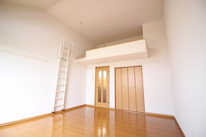 物件内観写真9　(居室)