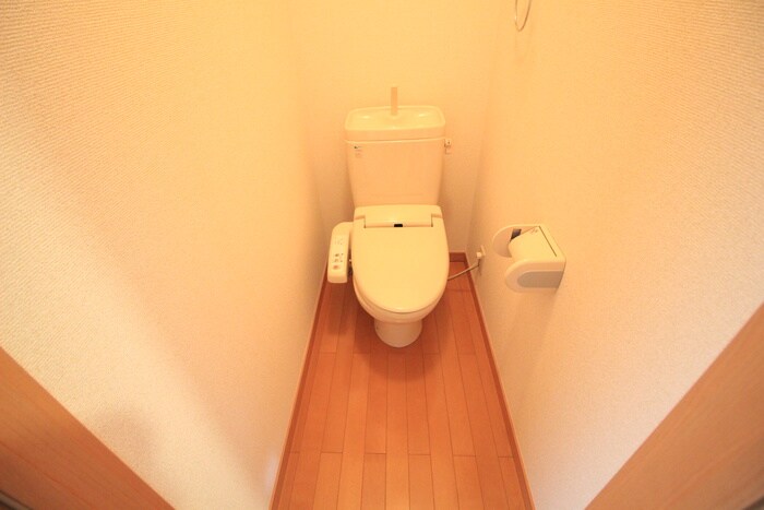 物件内観写真15　(トイレ)