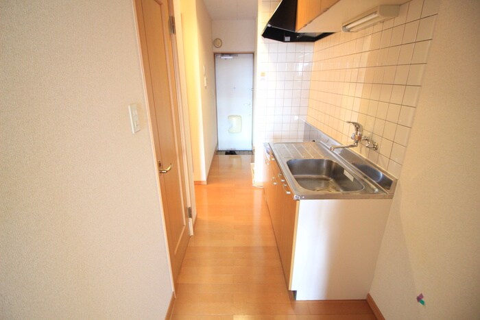 物件内観写真22　(廊下)