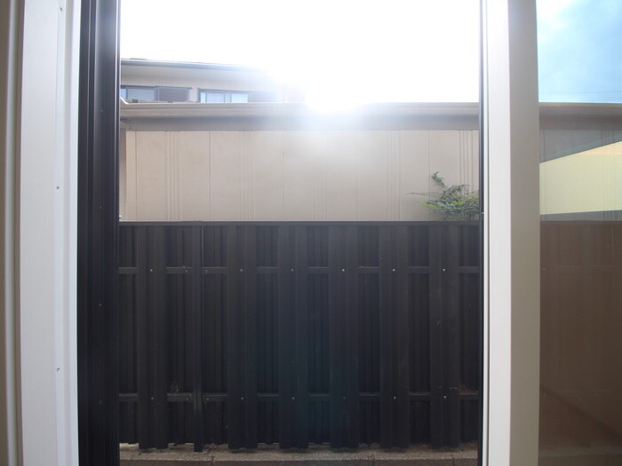 物件内観写真22　(室内からの展望)