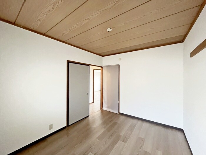 物件内観写真18　(居室)