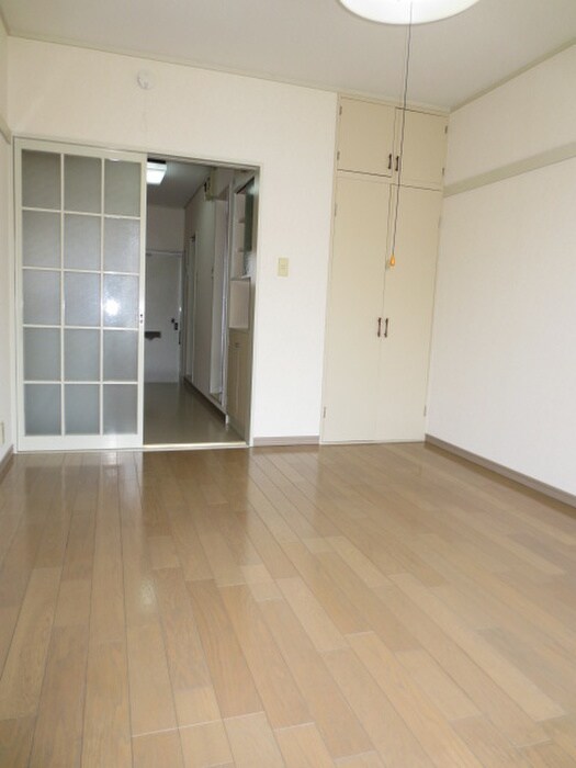 物件内観写真11　(居室)