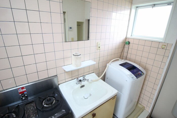 物件内観写真12　(洗面)