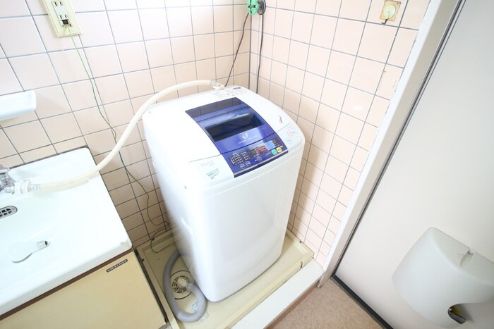 物件内観写真17　(洗濯機置場)