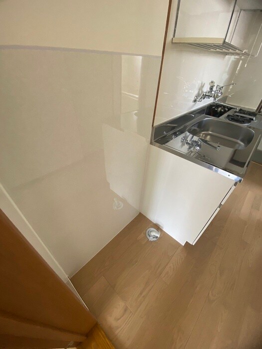 物件内観写真15　(洗濯機置場)