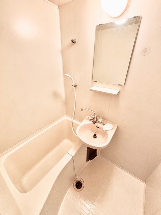 物件内観写真10　(バス／シャワールーム等)