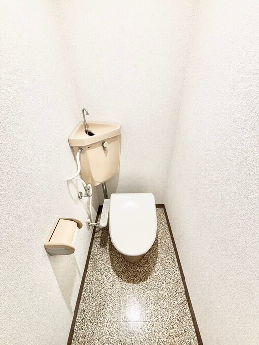 物件内観写真11　(トイレ)