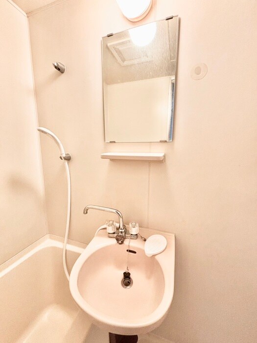 物件内観写真12　(洗面)