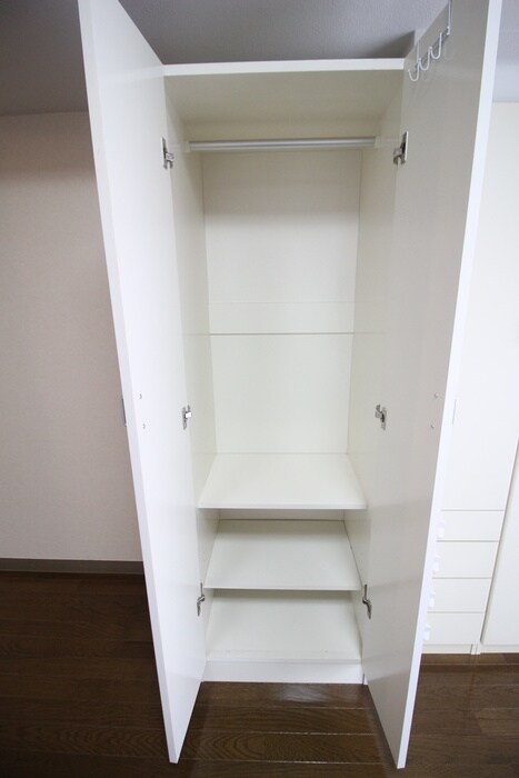 物件内観写真16　(収納)