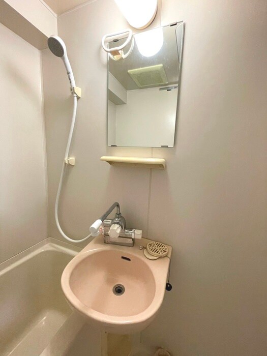 物件内観写真15　(洗面)